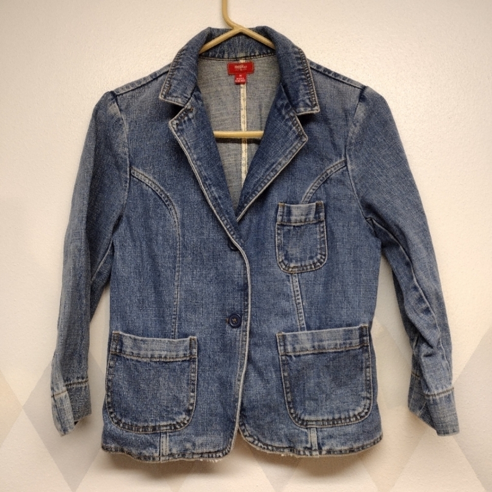 Mossimo faded worn jean jacket